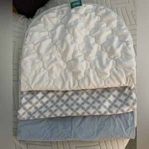 Halo Bassinet Mattress Cover and sheets